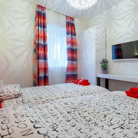 Petra Apartment *