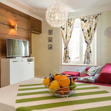 Apartment Petra *